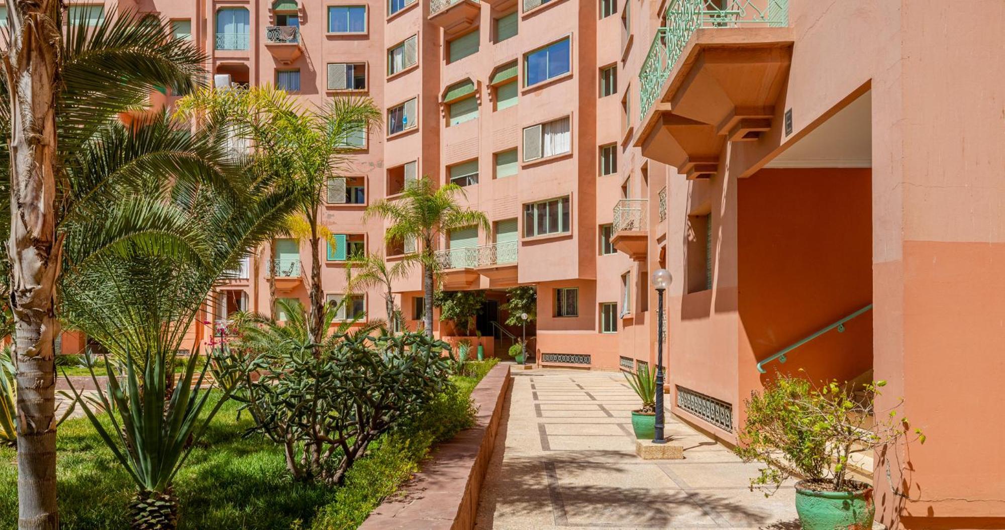 Appartamento Charming 2-Bed Oasis Pool View Marrakesh Esterno foto